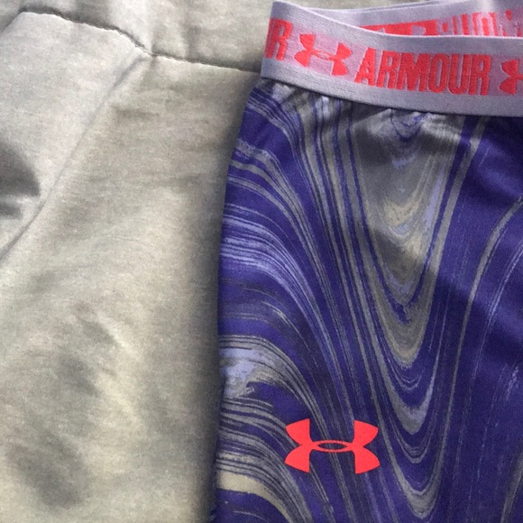 capris - Picture 2 of 2